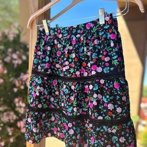 Kate Spade Black Multi-Colored Floral Silk Tiered Mini Skirt W/ Eyelet Trim ♠️